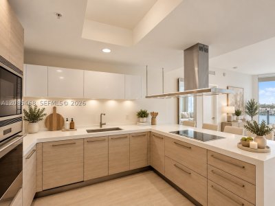Comprar apartamento no Marina Palms Yacht Club 1105