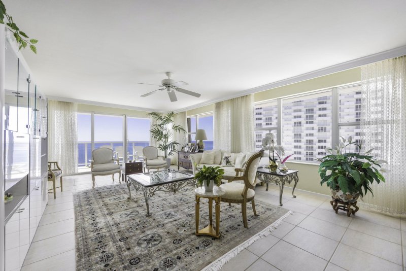 Condo for sale at Playa Del Mar 11H