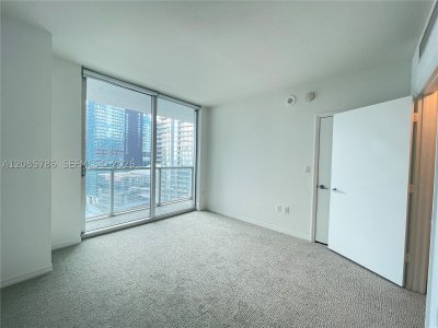 Comprar apartamento no 500 Brickell West Tower 2702