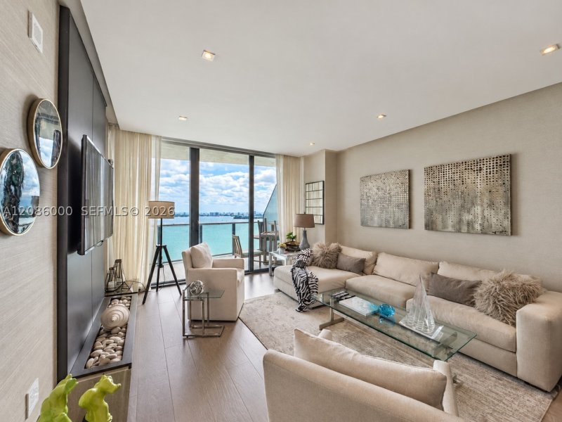 Aluguel de apartamento no Icon Bay 3503