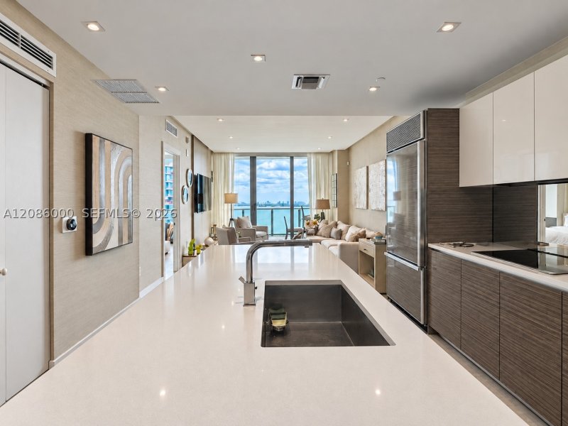 Aluguel de apartamento no Icon Bay 3503