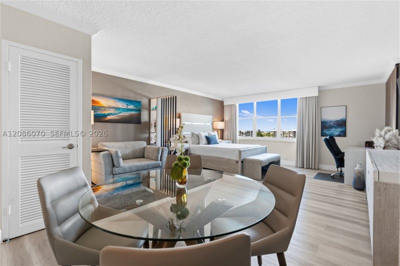 Apartment for rent at The Wave Condo 927 (availab