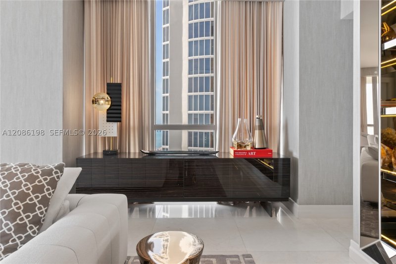 Apartment for rent at Mansions at Acqualina 902
