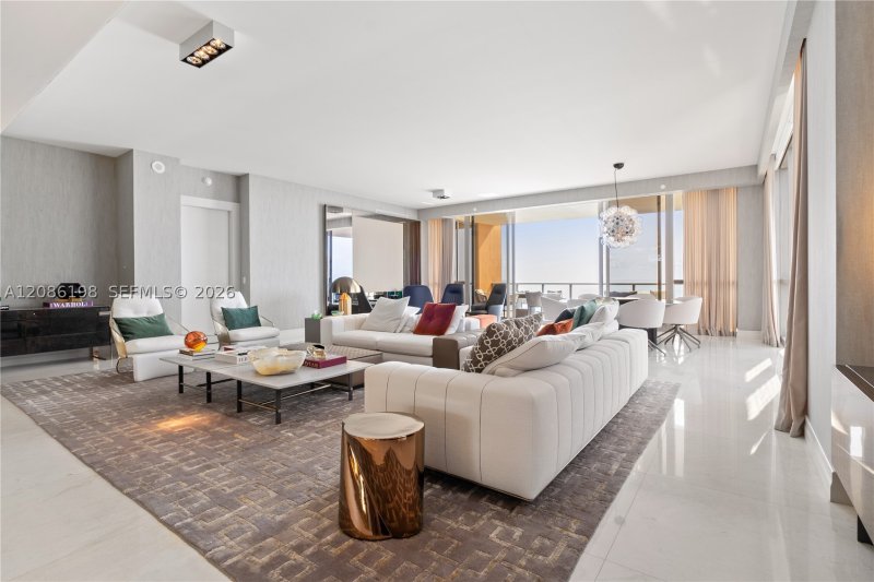 Apartment for rent at Mansions at Acqualina 902