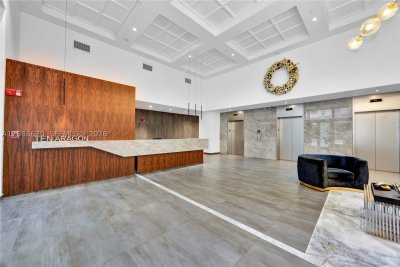 Ten Aragon Apt #810