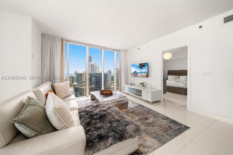 Condo for sale at Icon Brickell Viceroy 4410