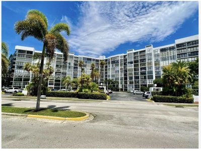 Oceanview Park Apt #106