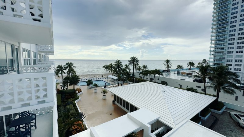 Condo for sale at Ocean Summit 408