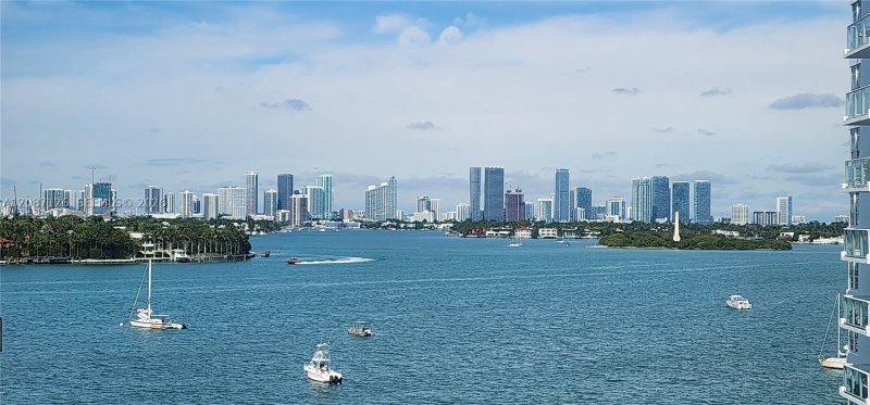 Apartment for rent at South Bay Club 836