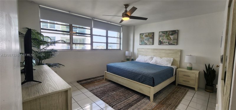 Apartment for rent at South Bay Club 836