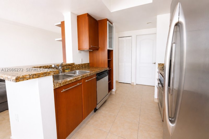 Condo for sale at Cosmopolitan 1802