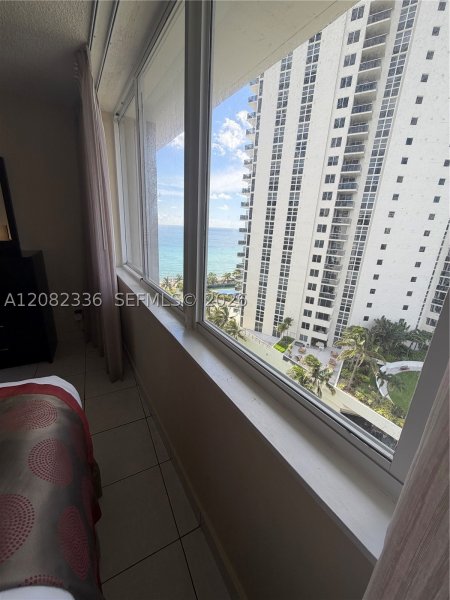 Condo for sale at Aventura Beach Club 943