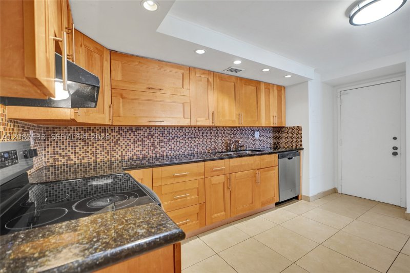 Property photo # 3