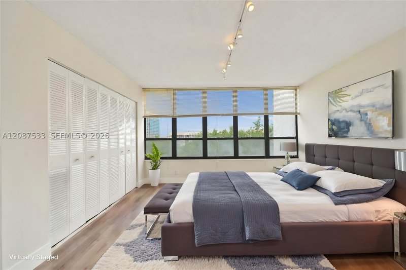 Property photo # 8