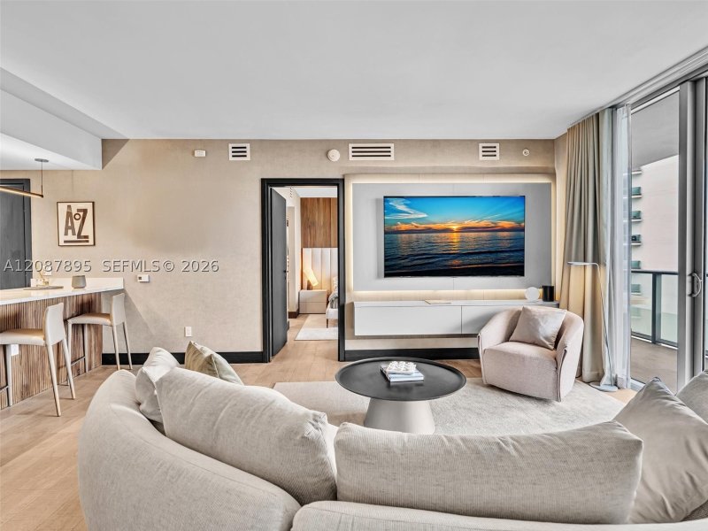 Apartment for rent at Brickell House Condo 2905