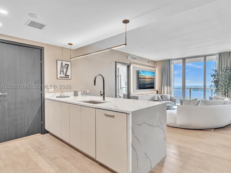Apartment for rent at Brickell House Condo 2905