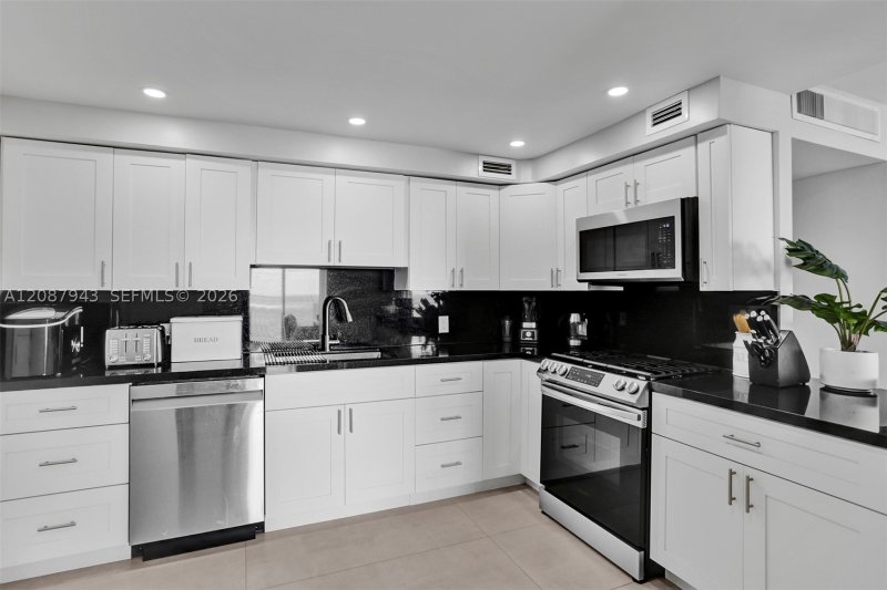 Property photo # 5
