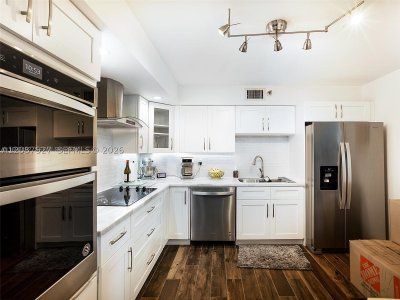 Comprar apartamento en Mystic Pointe 400 1607