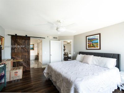Comprar apartamento en Mystic Pointe 400 1607