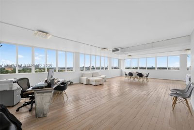 Comprar apartamento en Bayview Towers PH-D1