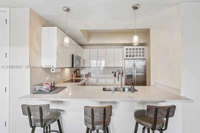 Comprar apartamento no Nine at Mary Brickell Village UPH12