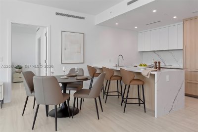 One Park Tower by Turnberry Apt #2802