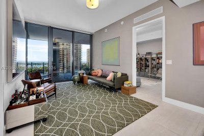 Comprar apartamento en Park Grove Club Residences 702