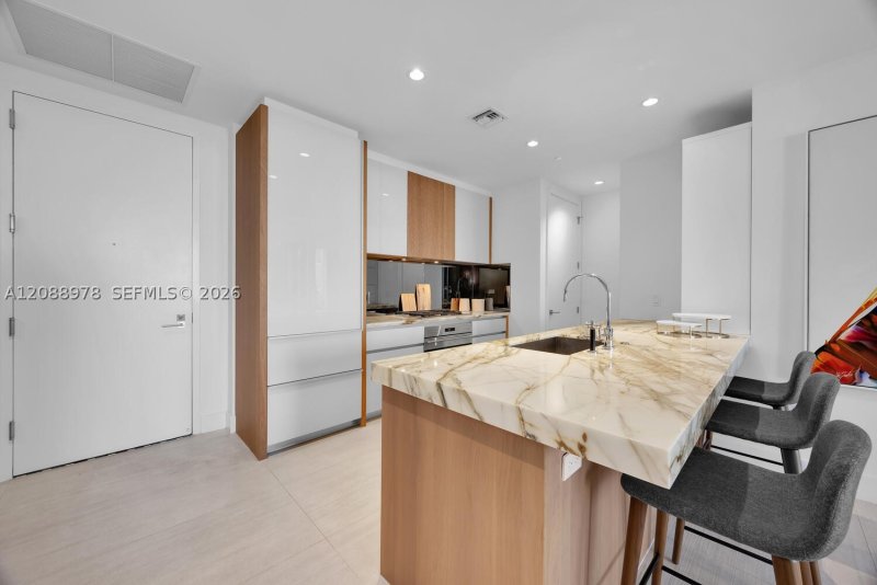 Comprar apartamento en Park Grove Club Residences 702