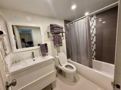 Aluguel de apartamento no Aventura Beach Club 241