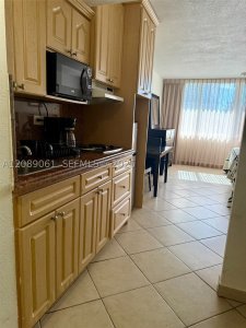 Aluguel de apartamento no Aventura Beach Club 241
