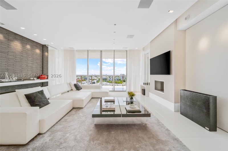 Condo for sale at St Regis Bal Harbour South 1405S