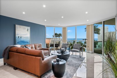 Las Olas Beach Club Apt #702