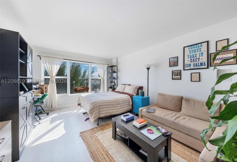 Condo for sale at Apeiron at the Jockey Club 2D