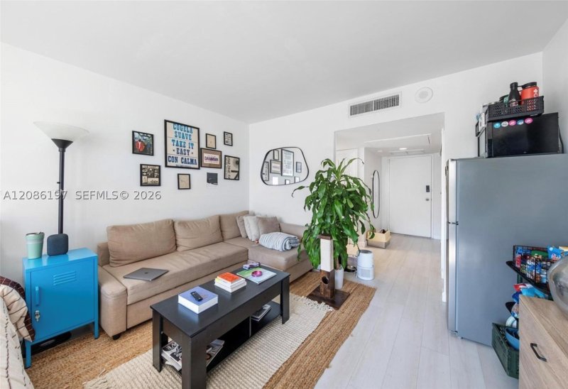 Condo for sale at Apeiron at the Jockey Club 2D