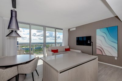 Comprar apartamento no Hyde Beach House R2404