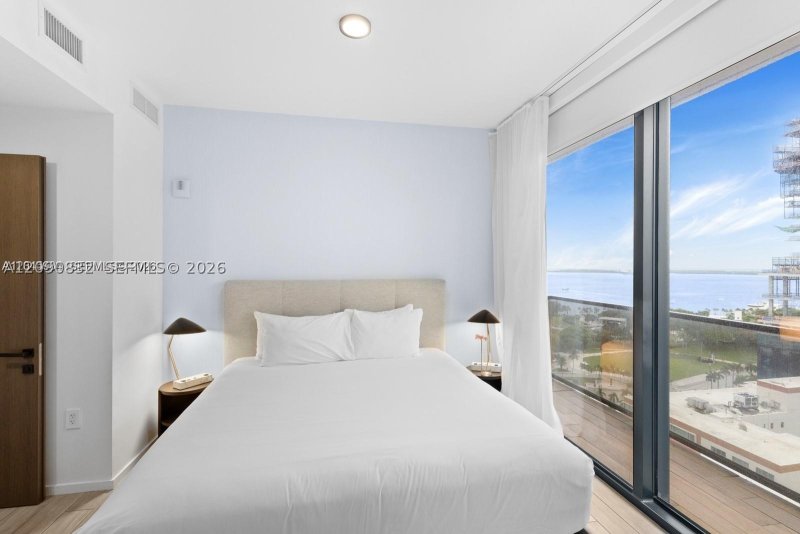 Property photo # 9