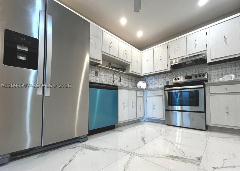 Property photo # 8