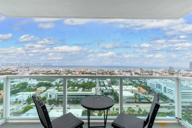 Comprar apartamento en Floridian 2710