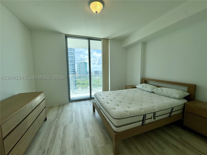 Condo for sale at Axis on Brickell South Tower 3005