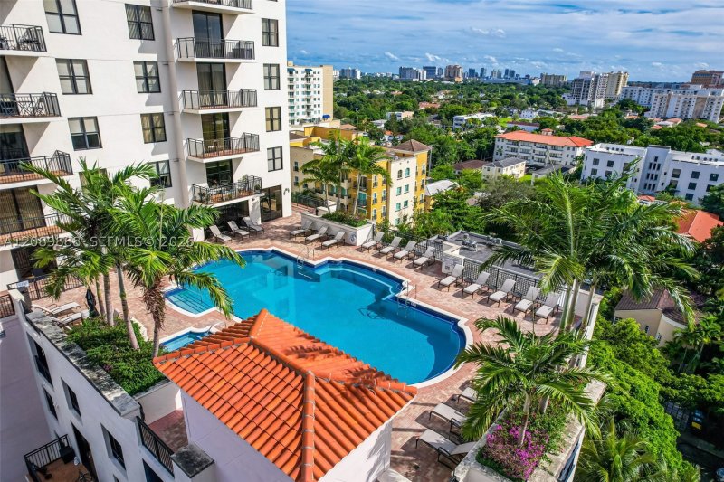 Condo for sale at Puerta De Palmas 1516