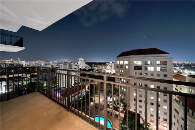 Comprar apartamento en Puerta De Palmas 1516