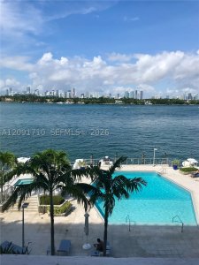 Comprar apartamento en South Bay Club 525
