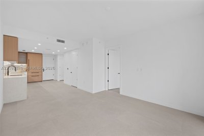 Comprar apartamento no 2200 Brickell 206