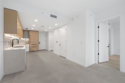 Comprar apartamento no 2200 Brickell 206
