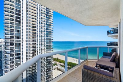 Comprar apartamento en Green Diamond Condo 2207
