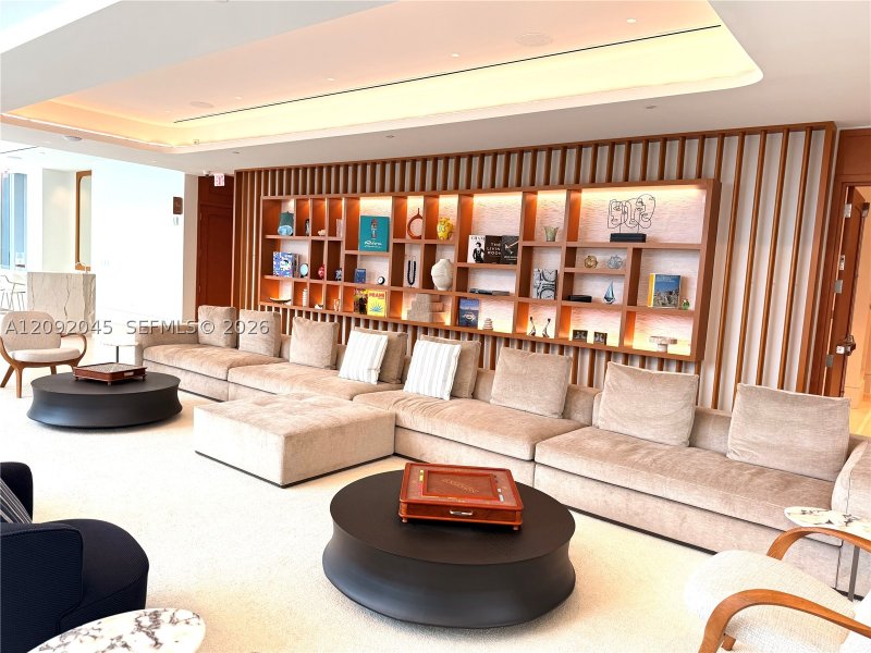 Comprar apartamento no Una Residences at Brickell 2803