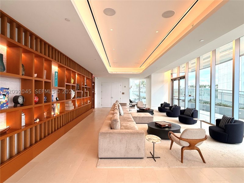 Comprar apartamento no Una Residences at Brickell 2803