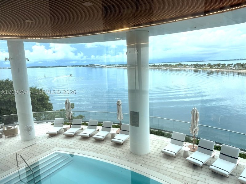 Comprar apartamento no Una Residences at Brickell 2803