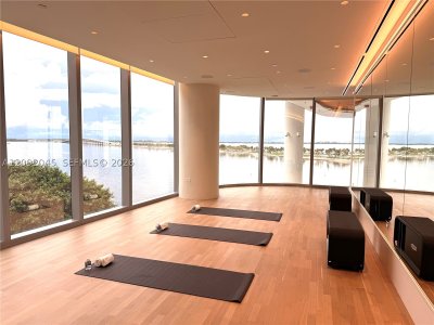 Comprar apartamento no Una Residences at Brickell 2803