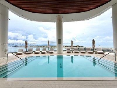 Una Residences at Brickell Apt #2803